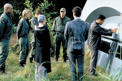 Christopher Judge, Amanda Tapping, Richard Dean Anderson - Stargate SG-1 - Pretense - Photos