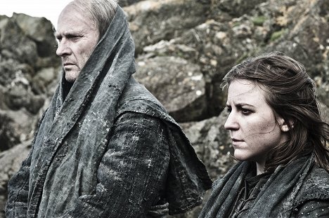 Jonathan Ryan, Gemma Whelan - Game of Thrones - What Is Dead May Never Die - Photos