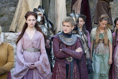 Sophie Turner, Jack Gleeson - Game Of Thrones - Alte und neue Götter - Filmfotos