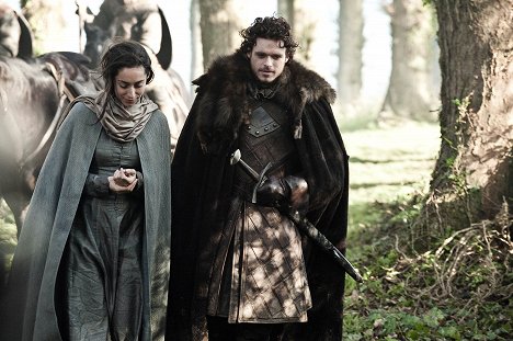 Oona Chaplin, Richard Madden - Game of Thrones - The Prince of Winterfell - Van film