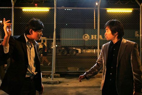 Jeong-min Hwang, Seung-bum Ryoo - Bloody Tie - Filmfotos