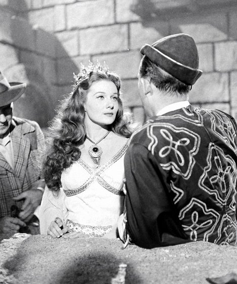 Rhonda Fleming - A Connecticut Yankee in King Arthur's Court - Tournage