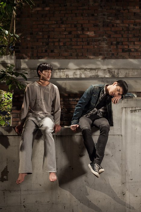 Shi-yang Kwak, Jae-joon Lee - Yaganbihaeng - De la película