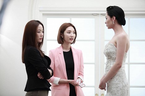 Hyo-jin Kim, Joon-hee Go - Marriage Blue - Photos