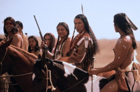 Wes Studi - Crazy Horse - Z filmu
