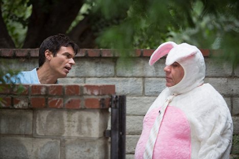Patrick Muldoon, Joey Diaz - The Dog Who Saved Easter - Z filmu