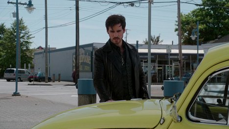 Colin O'Donoghue - Once Upon a Time - The Price - Photos