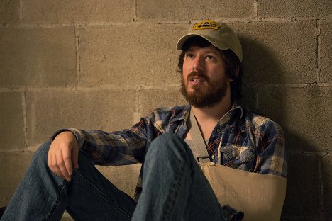 John Gallagher Jr. - 10 Cloverfield Lane - Van film