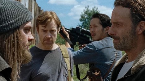 Tom Payne, R. Keith Harris, Steven Yeun, Andrew Lincoln - The Walking Dead - Lösung - Filmfotos