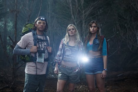 Ido Drent, Samara Weaving, Indiana Evans - Ash vs. Evil Dead - Ashes to Ashes - Photos