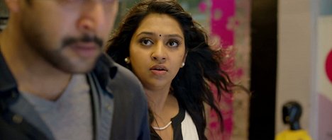 Lakshmi Menon - Miruthan - De la película
