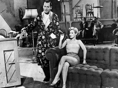 Milton Berle, Virginia Mayo - Always Leave Them Laughing - De filmes