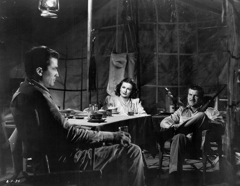 Gregory Peck, Joan Bennett, Robert Preston - The Macomber Affair - Photos