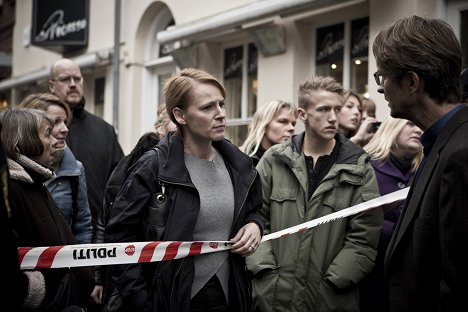 Iben Hjejle, Lars Brygmann - Dicte - Crime Reporter - Vold og magt - del 1 - Photos