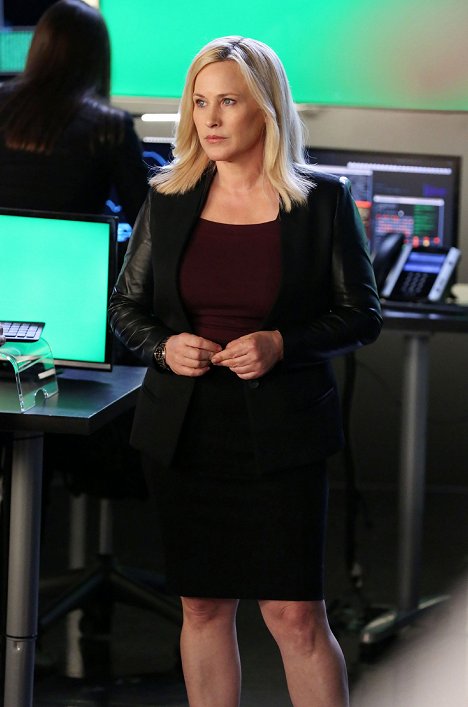 Patricia Arquette - CSI: Cyber - iWitness - Z filmu