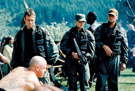 Michael Shanks, Amanda Tapping, Richard Dean Anderson - Stargate SG-1 - The Warrior - Photos