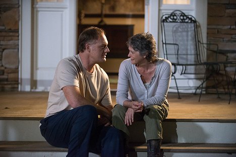 Jason Douglas, Melissa McBride - The Walking Dead - Die Nacht vor dem Morgen - Filmfotos