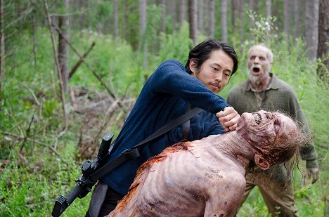 Steven Yeun - The Walking Dead - Die Nacht vor dem Morgen - Filmfotos