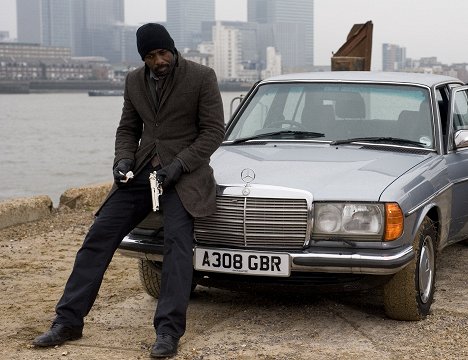 Idris Elba - Luther - Episode 6 - Van film