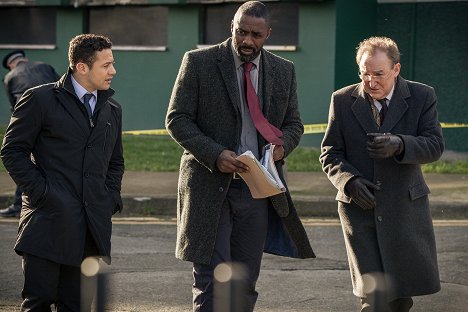 Warren Brown, Idris Elba, Dermot Crowley - Luther - Episode 3 - Z filmu