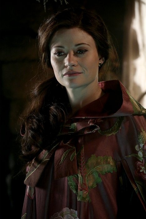 Emilie de Ravin - Once Upon a Time - The Bear and the Bow - Promo