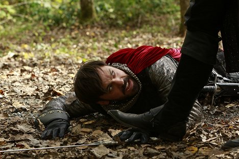 Liam Garrigan - Once Upon a Time - Birth - Photos