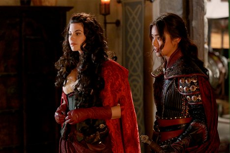 Meghan Ory, Jamie Chung - Once Upon a Time - The Bear King - Kuvat elokuvasta