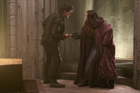 Colin O'Donoghue, Kacey Rohl - Once Upon a Time - Labor of Love - Photos