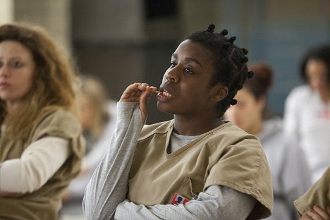 Uzo Aduba - Orange Is the New Black - The Chickening - Van film