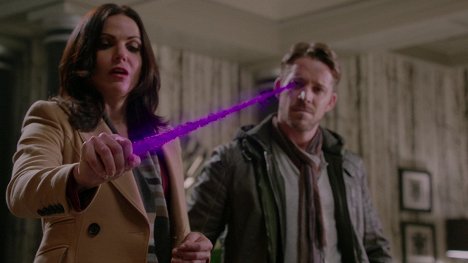 Lana Parrilla, Sean Maguire - Once Upon a Time - Swan Song - Photos