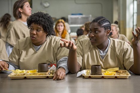 Adrienne C. Moore, Danielle Brooks - Orange Is the New Black - A Whole Other Hole - Photos