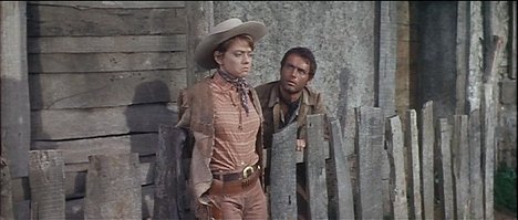 Rita Pavone, Terence Hill - Blaue Bohnen für ein Halleluja - Filmfotos