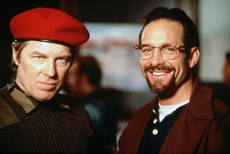 Michael McKean, Steve Guttenberg - Casper - První kouzlo - Z filmu