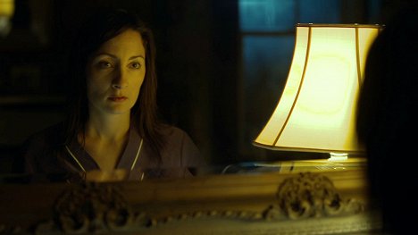 Natasha Fiorino - Paranormal Witness - Lady on the Stairs - Van film