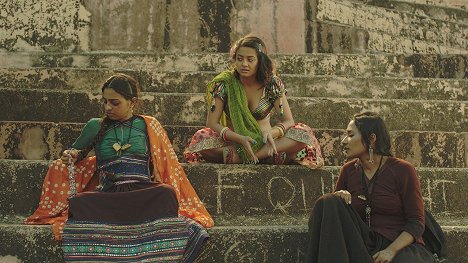 Radhika Apte, Surveen Chawla, Tannishtha Chatterjee - La Saison des femmes - Film