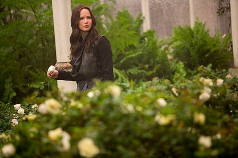 Jennifer Lawrence - The Hunger Games: Mockingjay - Part 2 - Photos