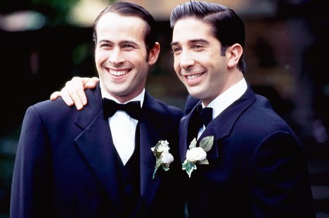 Jason Lee, David Schwimmer - Kissing a Fool - Photos