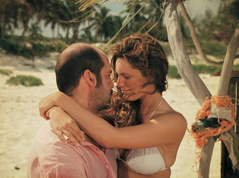 Billy Zane, Kelly Brook - Three - De la película