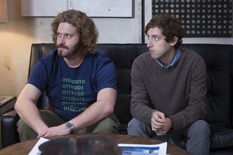 T.J. Miller, Thomas Middleditch - Silicon Valley - Sand Hill Shuffle - Photos