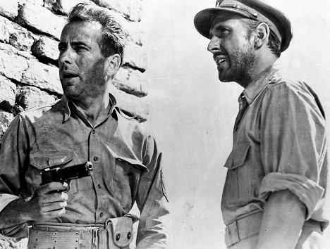 Humphrey Bogart, Richard Aherne - Szahara - Filmfotók