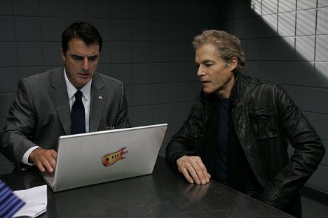 Chris Noth, Michael Massee - New York - Section criminelle - Reunion - Film