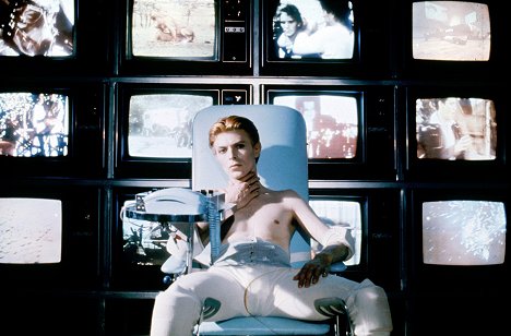 David Bowie - El hombre que cayó a la Tierra - De la película