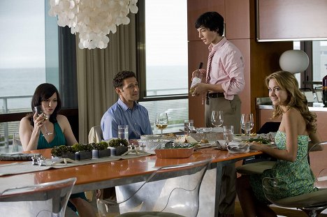 Jill Flint, Mark Feuerstein, Ezra Miller, Meredith Hagner - Royal Pains - There Will Be Food - Photos