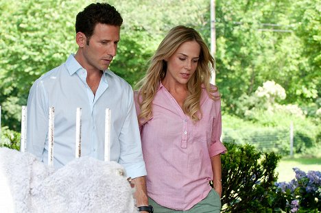 Mark Feuerstein, Julie Benz - Royal Pains - Ein Apfel am Tag und du hättest dir den Arzt gespart - Filmfotos