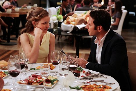 Willa Fitzgerald, Mark Feuerstein - Royal Pains - Everybody Loves Ray, Man - Photos