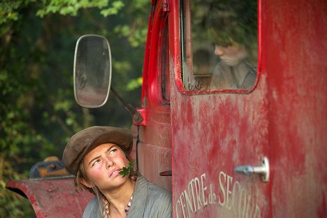 Thylane Blondeau, Félix Bossuet - Sebastian und die Feuerretter - Filmfotos