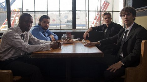 Rob Brown, Christopher Abbott, Michael Pitt, Dan Stevens - Atividades Criminosas - Do filme
