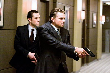 Joseph Gordon-Levitt, Leonardo DiCaprio - Inception - Photos