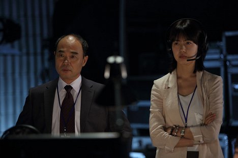 Shin-il Kang, Yo-won Lee - Jeonseolui joomeok - De la película