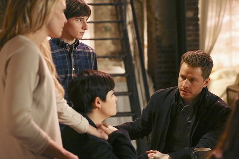 Jared Gilmore, Ginnifer Goodwin, Josh Dallas - Once Upon a Time - Our Decay - Kuvat elokuvasta